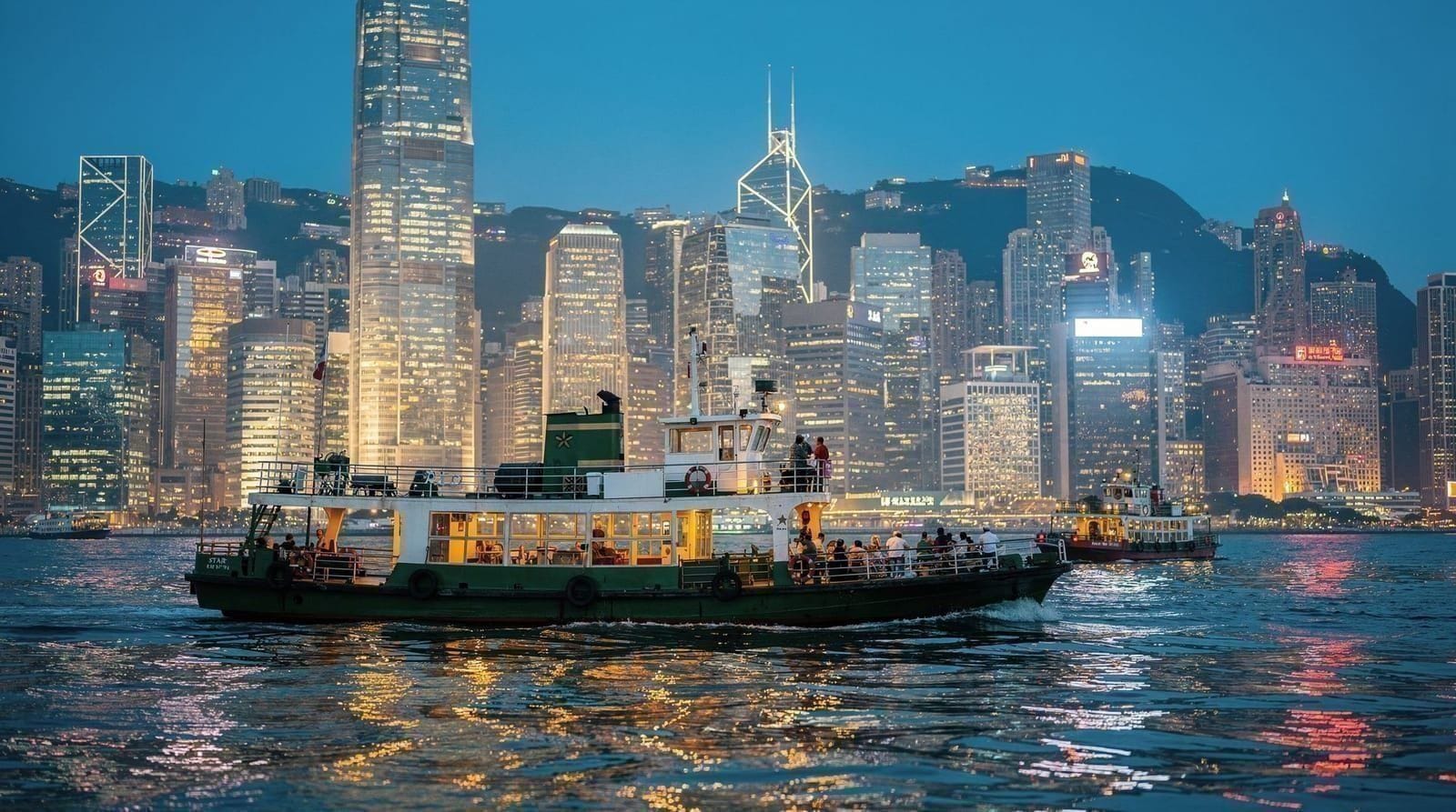 Andar no Star Ferry — como é realmente em 2026 — O que esperar no Star Ferry entre Tsim Sha Tsui e Central, com notas honestas so