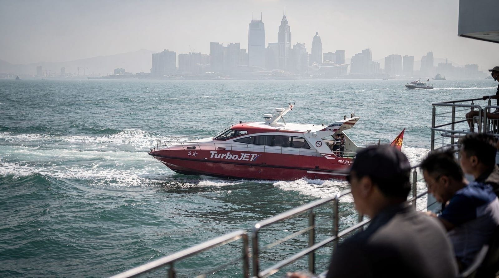 De Hong Kong a Macau — ferry, ponte e ligações pelo aeroporto