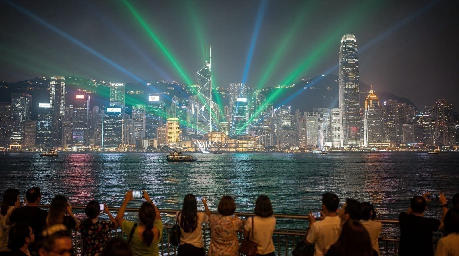 Guia da Symphony of Lights — onde assistir e o que esperar — Guia completo da Symphony of Lights de Hong Kong: melhores locais gratuitos, opç