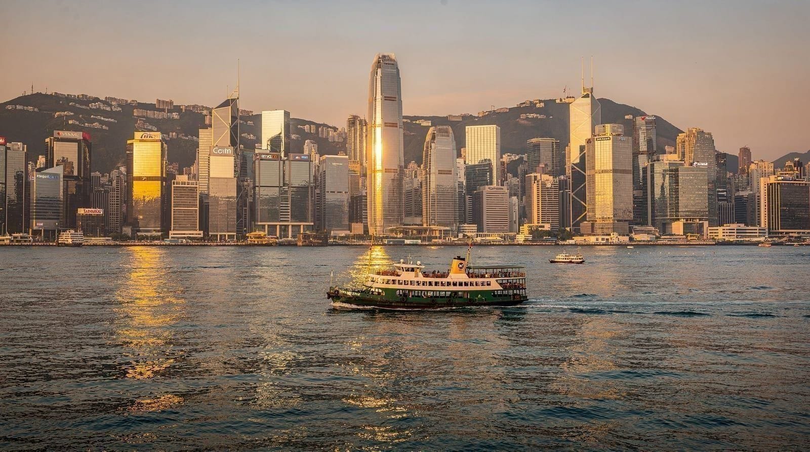 Roteiro de 2 dias em Hong Kong — Ilha e Kowloon lado a lado — Dois dias em Hong Kong cobrindo Victoria Peak, Central, Wan Chai, Tsim Sha Tsui,
